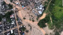 Lũ bùn nuốt chửng 200 người ở Colombia