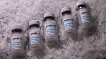 Đàm phán dỡ bỏ bằng sáng chế vaccine COVID-19 có thể mất vài tháng 