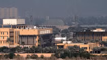 Tên lửa rơi ngay sát Đại sứ quán Mỹ tại Baghdad