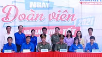 Thanh niên Công an TP Hồ Chí Minh sôi nổi với “Ngày làm việc tốt”