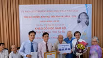 Công trình “Khảo cổ học Nam bộ” được trao giải thưởng Trần Văn Giàu 