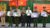 TP Hồ Chí Minh trao thưởng các tập thể khám phá chuyên án ma túy lớn