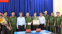 Khen thưởng đơn vị phá đường dây sản xuất, lưu hành tiền giả