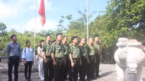 Báo CAND dâng hương Khu Di tích lịch sử quốc gia Hòn Đá Bạc