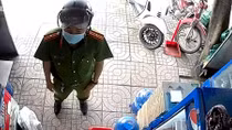 Thiếu tá Công an nhẹ nhàng “nhắc nhở người dân” gây bão mạng xã hội