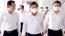 Lo ngại lây dịch COVID-19 từ các bệnh viện