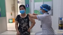 Người dân cần được tiêm vaccine phòng COVID-19 trong thời gian sớm nhất