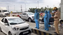 TP Hồ Chí Minh: Lập chốt kiểm soát dịch COVID-19 từ 00 giờ ngày 15/5