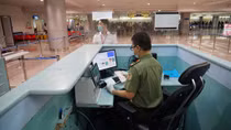 Sân bay Tân Sơn Nhất không tiếp nhận nhập cảnh các chuyến bay quốc tế 