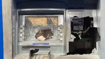 Đập phá cây ATM vì bị... trừ tiền