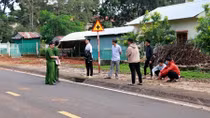 Một nam sinh lớp 12 nghi bị đánh tử vong sau giờ tan học