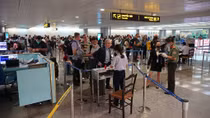 Tìm những người đi chuyến bay EK392 và dự sự kiện tại Kuala Lumpur