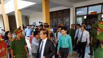 Nhiều lãnh đạo BVĐK tỉnh Hòa Bình bị đề nghị truy tố bổ sung