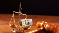 Khởi tố Phó Chánh án huyện "giúp” bạn làm giả quyết định ly hôn