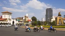 Nam Bộ nắng nóng, Bắc Bộ mưa to