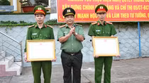 Trao Bằng khen cho các tập thể cá nhân công an tỉnh Gia Lai