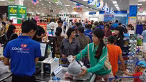 Sức mua tại các siêu thị tăng mạnh