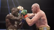 Tyson Fury đại chiến Deontay Wilder: Cuộc đối đầu của hai gã hùng hổ mong manh