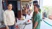 Lão nông nghèo nhặt được 60 triệu tìm người đánh rơi trả lại