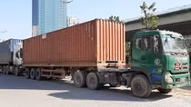 Vì sao các đối tượng buôn lậu hàng trăm tấn thuốc bắc “lọt” qua cửa khẩu dễ dàng?
