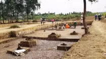 Phát hiện bãi cọc nghìn năm tuổi bên sông Bạch Đằng