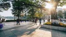 Bắc Bộ se lạnh vào sáng sớm, ngày nắng hanh