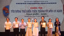 Vẫn cần thêm bệ đỡ hiệu quả cho tài năng nghệ thuật
