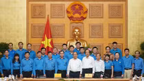 Thủ tướng: Phải lo những vấn đề thiết thực, cụ thể với người lao động