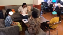 Cuộc trốn chạy của những người phụ nữ bất hạnh
