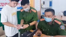 Lực lượng Công an đẩy nhanh tiến độ cấp CCCD cho người dân