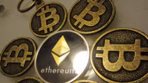 Thăng trầm của 2 đồng tiền ảo Ethereum và Bitcoin