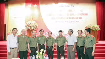 Xứng đáng với danh hiệu Anh hùng lực lượng vũ trang nhân dân