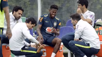 Tuyển Brazil nguy cơ thiệt quân trước World Cup