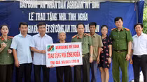 Căn nhà ấm áp nghĩa tình