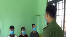Kiểm soát phòng dịch người lao động chui từ Trung Quốc trở về