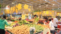 Thuốc và dịch vụ y tế, giáo dục đẩy CPI tháng 8 tăng 0,1%