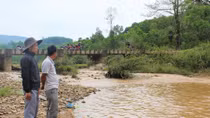 Người dân khốn khổ vì môi trường bị tàn phá vì khai thác vàng