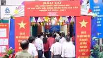 Những tiếng nói lạc lõng và lỗi thời