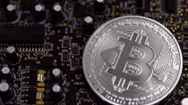Tin tặc đánh cắp hàng trăm máy tính để đào Bitcoin