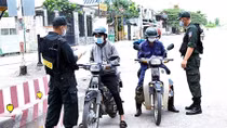 Nỗ lực kiểm soát, phòng chống COVID-19 ngày đầu giãn cách theo Chỉ thị 16