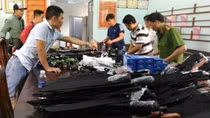 Triệt phá hai đường dây cung cấp hung khí "nóng" qua mạng