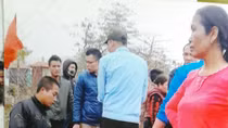 Xót xa "cuộc chiến" mồ mả ở những ngôi làng ven đô