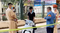 Gặp 141, con nghiện nắm chặt ma túy trong tay tìm cách phi tang