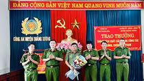 Thưởng nóng Công an huyện Quảng Xương 40 triệu đồng 