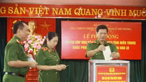 Cục Cảnh sát môi trường chung tay vì bà con vùng lũ miền Trung