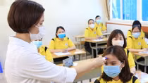 Gồng mình chống dịch để đảm bảo an toàn