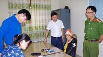 Gần dân, lắng nghe dân để hoàn thành tốt nhiệm vụ