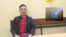 Đang cai nghiện lại bị bắt vì giấu ma túy trong người