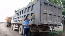 Cơi nới thùng xe, chở quá tải trên nhiều tuyến quốc lộ