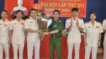 Chuyện cuối năm của những người “tầm nã”